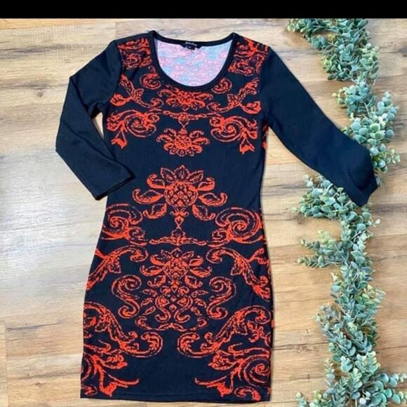 Just Love Floral Bodycon Dress NWOT - Picture 1 of 9